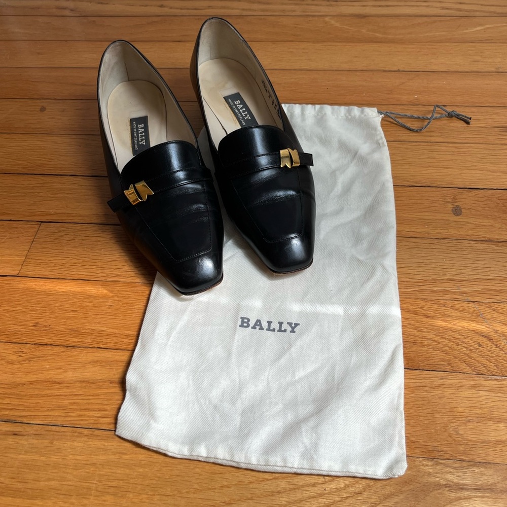 Vintage Bally Black Leather Loafers